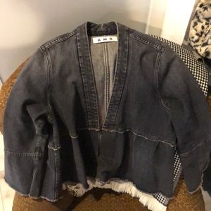 EUC Amo ruffle black denim jacket. Sz Small.